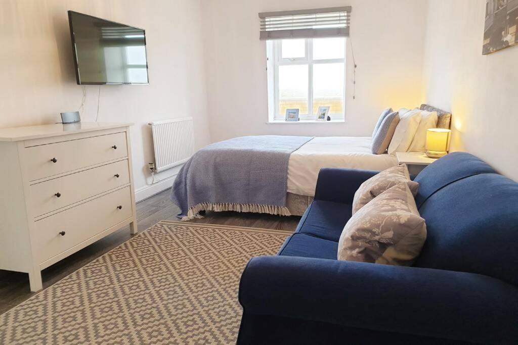 Plas Darien-3 Bed Apt- Sea Views - Sleeps 5 Trearddur Eksteriør bilde